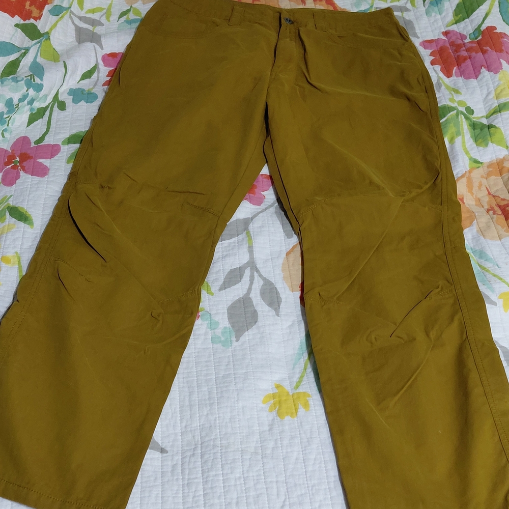 Patagonia Men's Chinos in Mustard Brown